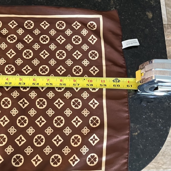 Italian Twilly scarf - Picture 7 of 8